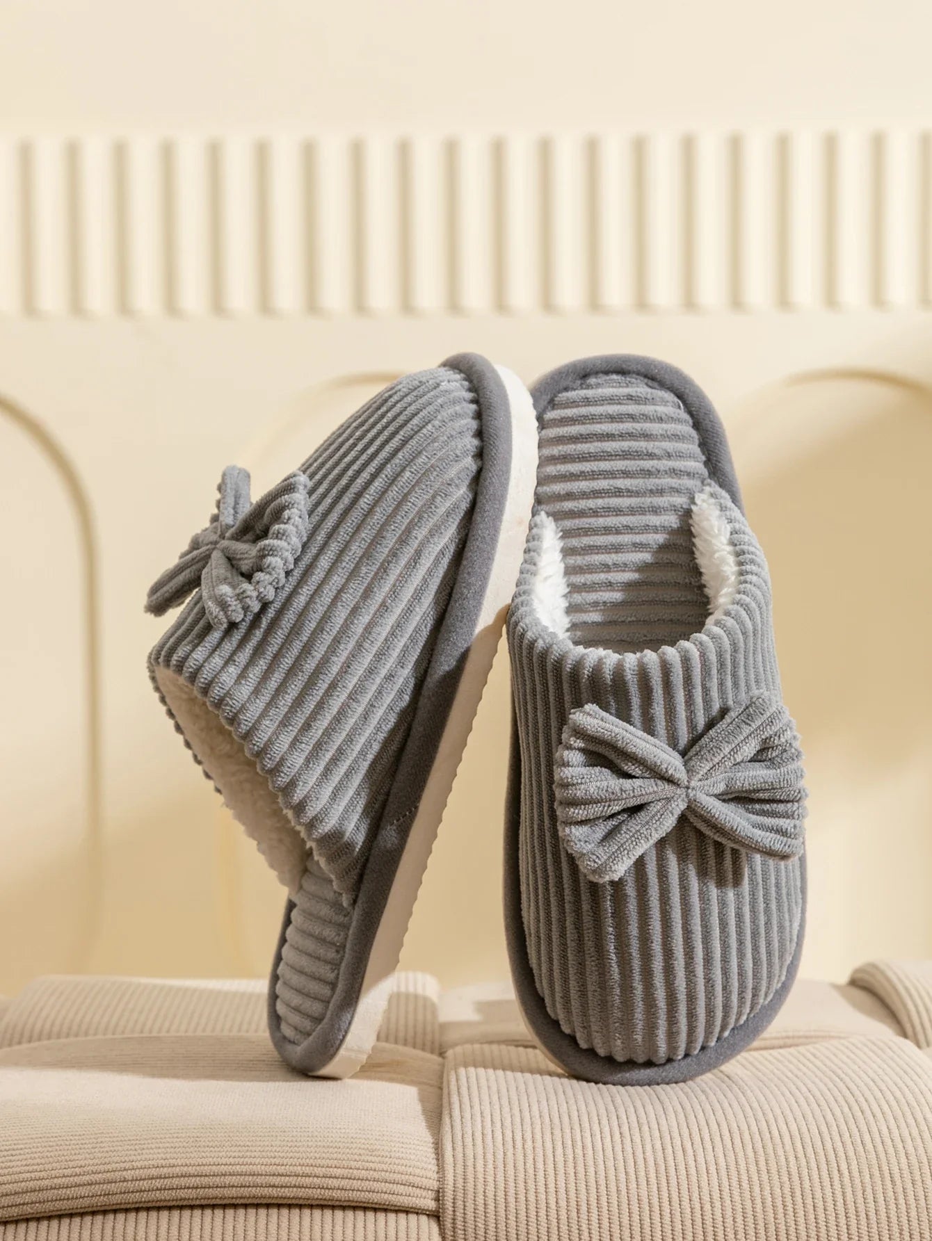 Pantoufles/Chaussons d'Hiver Femmes  - Bow Bliss