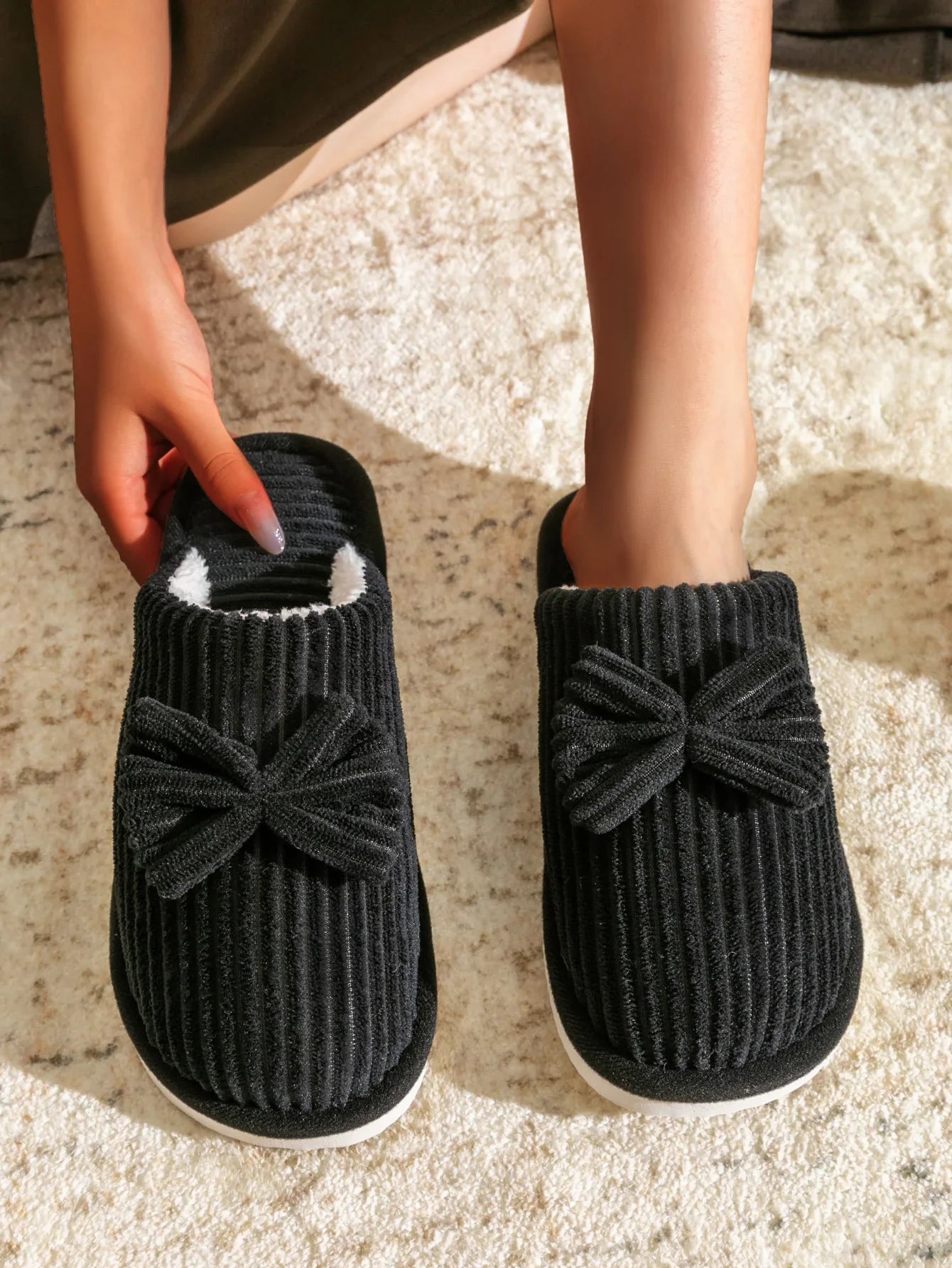 Pantoufles/Chaussons d'Hiver Femmes  - Bow Bliss