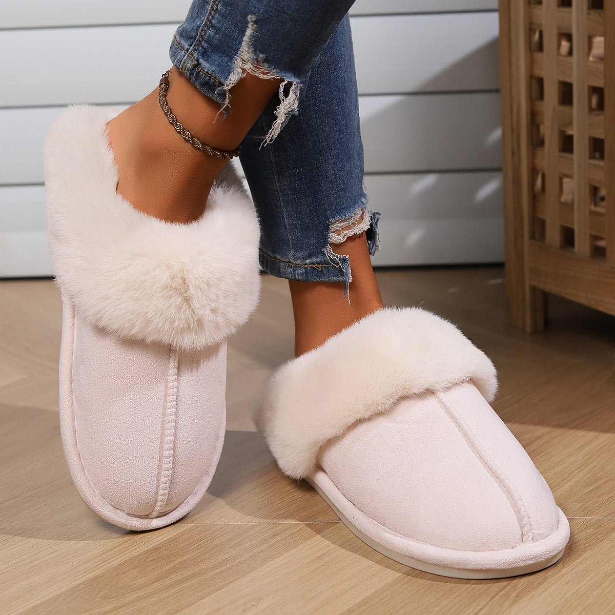 Pantoufles/Chaussons en Daim et Fourrure pour Femmes - Luxe et Chaleur